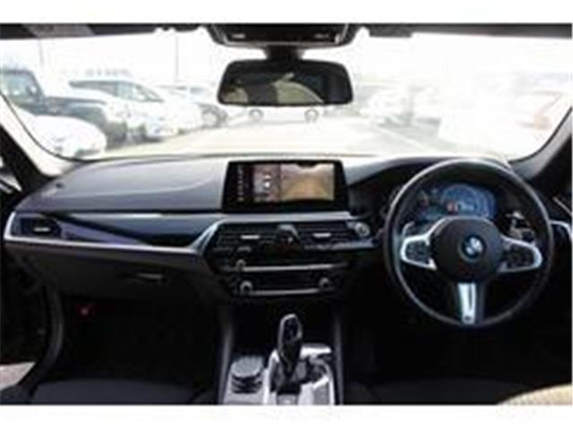 ���Ǝҗl�ւ̔̔��͂��f�肳���Ă��������܂��B �Ԍ������ԗ��̏ꍇ�́A�Ԍ����擾�������x�������z�ŕ\�����Ă���܂��B