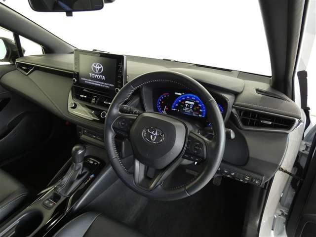 カローラツーリング1.8 ハイブリッド W×B