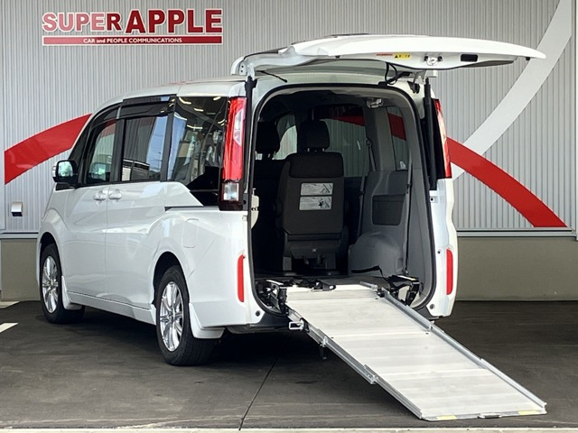 ステップワゴン1.5 G ホンダ センシング 車いす仕様車 3列目乗車タイプ 4WD