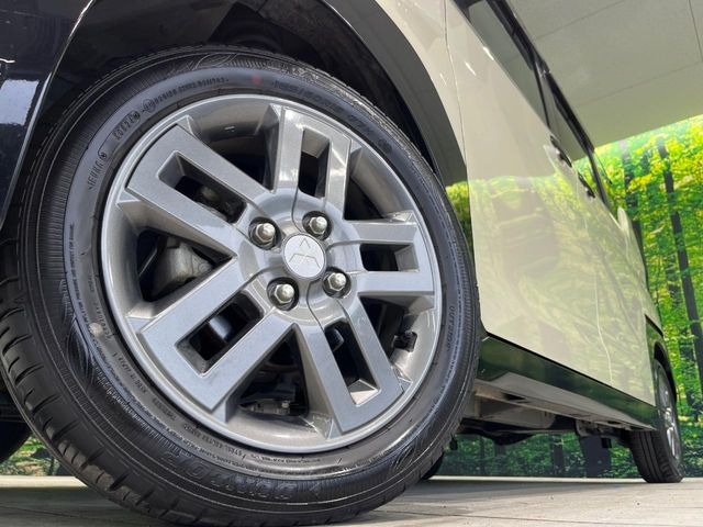 �y����15�C���`�A���~�z�C�[���z�O�ςɃ}�b�`���������A���~�z�C�[���𑕒����Ă���܂��B�e��ЊO�A���~�z�C�[����A�X�^�b�h���X�^�C�����戵�����Ă���܂��B���񂲑��k����������