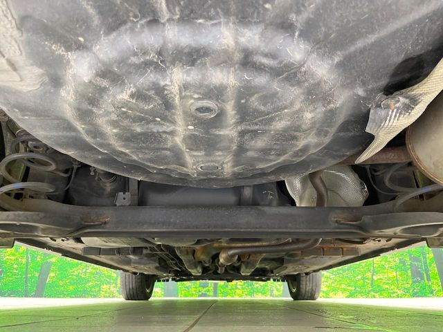 下回りがきれいなうちに、防錆加工の施工がオススメ。降雪地域はもちろん、沿岸部にお住いの方や、趣味でマリン・ウィンタースポーツをされる方にご好評いただいております。