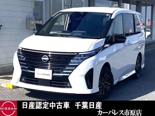 セレナ1.4 e-POWER ハイウェイスターV 90周年記念車