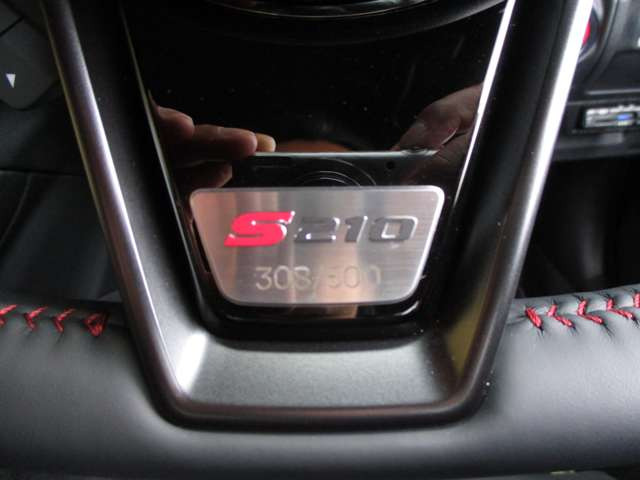 お電話はフリーダイヤルでどうぞ★0078-6002-334194★(携帯PHS可) ★場所は、国体道路沿い パークドーム(KKウイング)そば オレンジの旗が目印です★