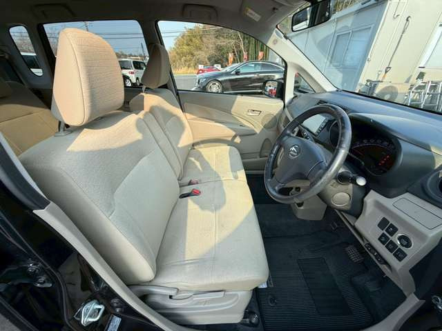 �C�ɂȂ邨�Ԃ�����܂�����E�̓d�b�ԍ����璼�ڂ��X�ɂ��₢���킹���������B�x�����@����ԗ����A��Ԃ܂łȂ�ł������������Ē����܂��B�X�^�b�t�ꓯ���A�����҂����Ă���܂��B