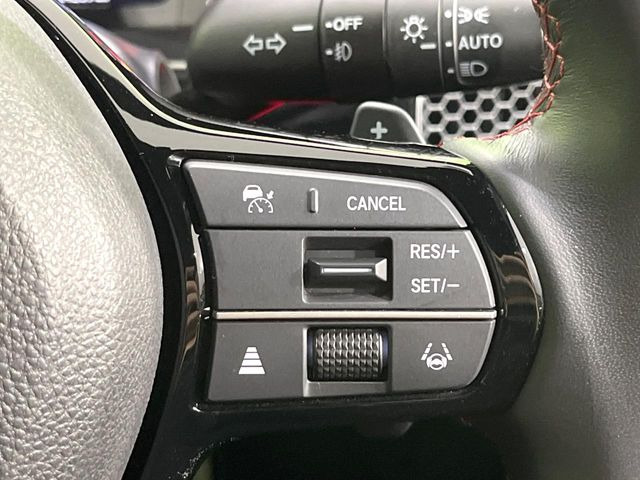 �y�A�_�v�e�B�u�N���[�Y�R���g���[���z�������H�ł̒��������s���y��!!�����ő��x��ۂN���[�Y�R���g���[�����A�Փˌy���V�X�e���ƘA�g���A�O���̎ԗ������m���ĎԊԂ�ۂ悤�ɑ��x���߂��Ă���܂�!!