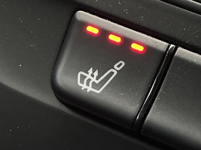 ���t�����g�V�[�g�q�[�e�B���O:�^�]�ȁE����ȋ��ɎO�i�K�Œ��߂��\�ȃV�[�g�q�[�^�[�𑕔����Ă���܂��B�G�߂��킸���K�ɂ��g�p���������܂��B