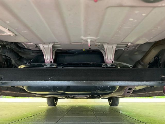 下回りがきれいなうちに、防錆加工の施工がオススメ。降雪地域はもちろん、沿岸部にお住いの方や、趣味でマリン・ウィンタースポーツをされる方にご好評いただいております。