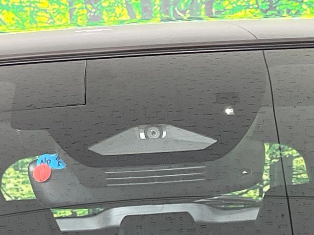 �y�g���^�Z�[�t�e�B�Z���X�z���s���ɑO���̎ԗ�����F�����A�Փ˂������Ȏ��͌x��ƃu���[�L�ŏՓˉ���Ɣ�Q�y�����A�V�X�g�B�����S�Ƀh���C�u�����y���݂��������܂��B