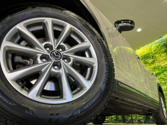 �y����17�C���`�A���~�z�C�[���z�O�ςɃ}�b�`���������A���~�z�C�[���𑕒����Ă���܂��B�e��ЊO�A���~�z�C�[����A�X�^�b�h���X�^�C�����戵�����Ă���܂��B���񂲑��k����������