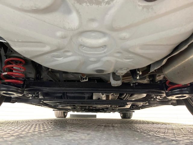 ����肪���ꂢ�Ȃ����ɁA�h�K���H�̎{�H���I�X�X���B�~��n��͂������A���ݕ��ɂ��Z���̕���A��Ń}�����E�E�B���^�[�X�|�[�c���������ɑ�ύD�]���������Ă���܂��B