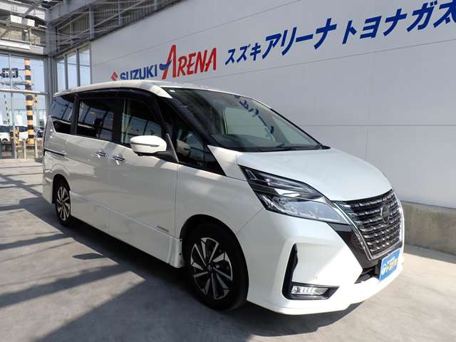 セレナ2.0 ハイウェイスターV