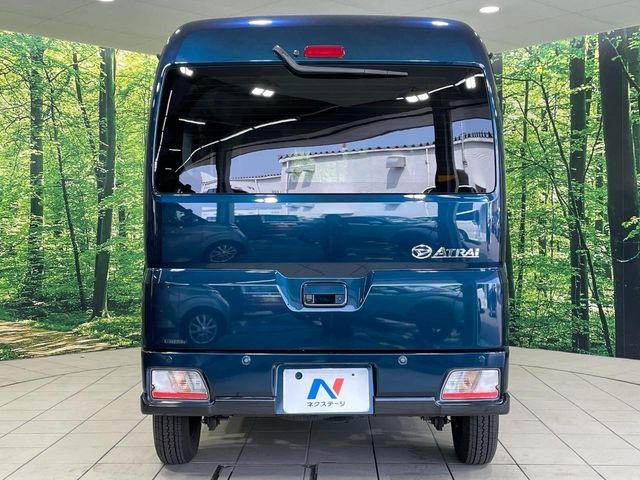 安心の最長10年・走行無制限保証(有償)をご用意。保証内容も充実はもちろん、無料点検&オイル交換や、年中無休の全国・24時間ロードサービスも付帯されておりますのでご安心下さい。