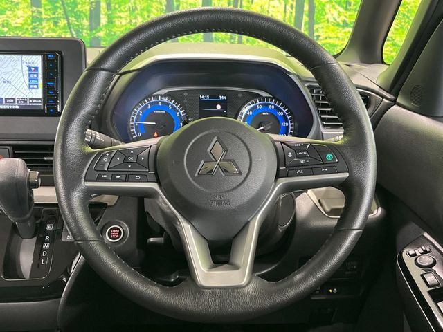 �y�����v�����X�e�A�����O�z�㎿�Ȋv���g�p���邱�ƂŁA��ɂ����������݂ƂĂ��^�]���₷���n���h���ł���