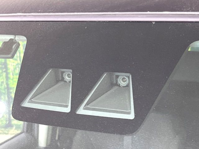 �y�X�}�[�g�A�V�X�g�z���s���ɑO���̎ԗ�����F�����A�Փ˂������Ȏ��͌x��ƃu���[�L�ŏՓˉ���Ɣ�Q�y�����A�V�X�g�B�����S�Ƀh���C�u�����y���݂��������܂��B