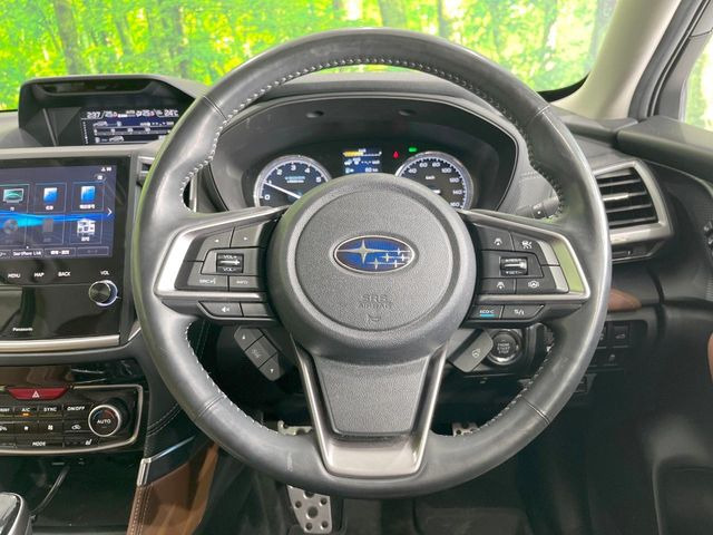 �y�����v�����X�e�A�����O�z�㎿�Ȋv���g�p���邱�ƂŁA��ɂ����������݂ƂĂ��^�]���₷���n���h���ł���