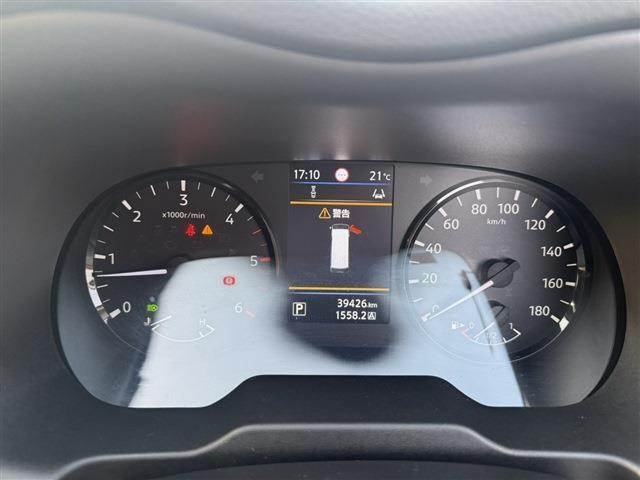 大好評のボディコーティング「ハイモースコート」もご納車までに施工可能。雨染みや線傷など中古車だからと諦めていませんか?ピカピカの状態でお乗り出しいただけます。