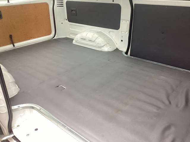 ボンゴバン1.8 DX 低床 ハイルーフ