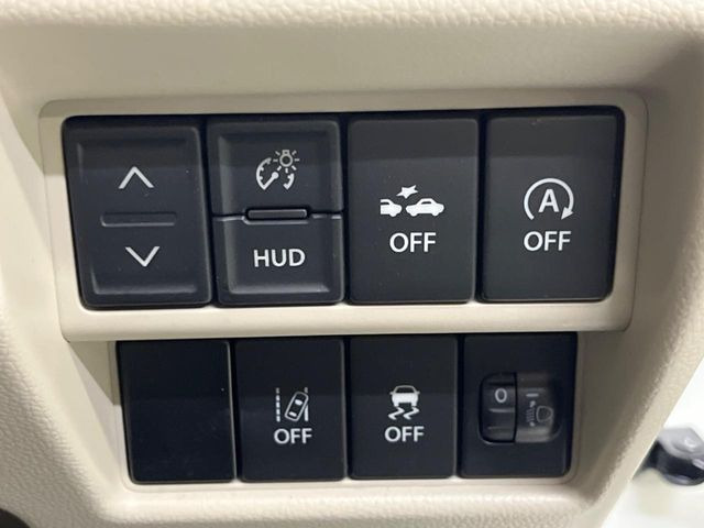 �y�X�Y�L �Z�[�t�e�B�T�|�[�g�z���s���ɑO���̎ԗ�����F�����A�Փ˂������Ȏ��͌x��ƃu���[�L�ŏՓˉ���Ɣ�Q�y�����A�V�X�g�B�����S�Ƀh���C�u�����y���݂��������܂��B