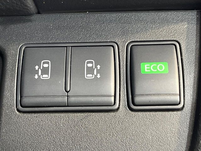 �y�����p���[�X���C�h�h�A�z�X�}�[�g�L�[��^�]�Ȃ̃X�C�b�`�Ō�ȗ����X���C�h�h�A�̊J���\���d��������͂����ăh�A���J����K�v�������A�����Ȃ��q�l�ł��ȒP�ɊJ���߂ł����K�ł���