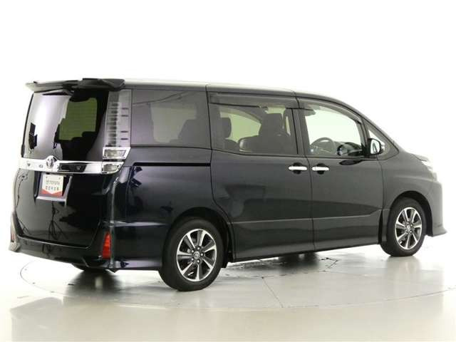 ヴォクシー2.0 ZS 煌III