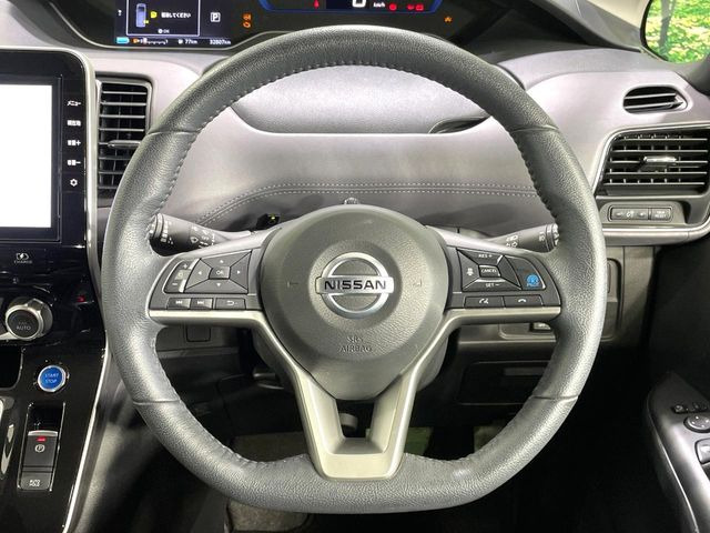 �y�����v�����X�e�A�����O�z�㎿�Ȋv���g�p���邱�ƂŁA��ɂ����������݂ƂĂ��^�]���₷���n���h���ł���