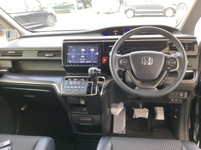 ステップワゴン1.5 スパーダ クールスピリット ホンダ センシング