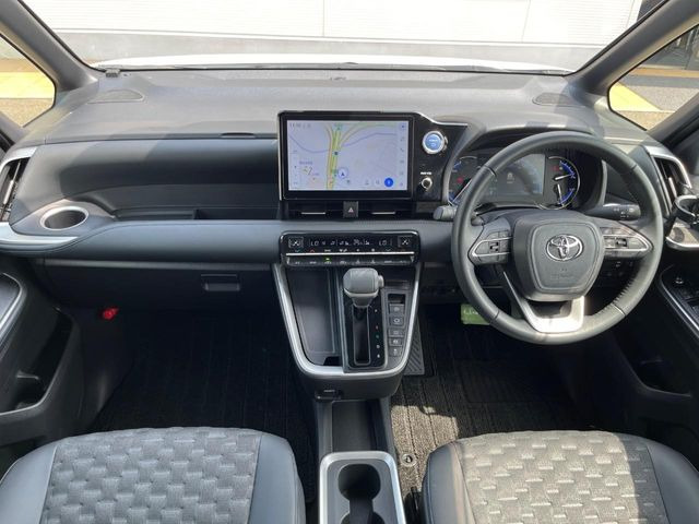 ヴォクシー1.8 ハイブリッド S-Z