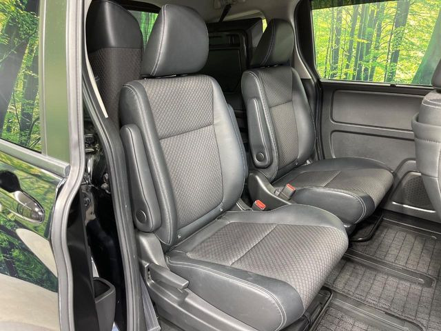 ���ڒ����̓E�H�[�N�X���[�ƂȂ��Ă���܂��B���ڂƎO��ڂ̈ړ�����~�肪�Ƃ��Ă��y�ɂȂ�̂ŁA���~��̍ۂ��X�g���X�������邱�Ƃ͂���܂����