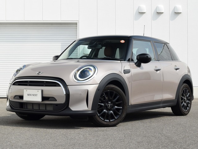 ミニクーパー D プレミアム プラスパッケージ DCT