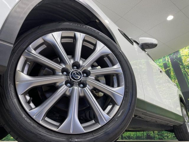 �y����20�C���`�A���~�z�C�[���z�O�ςɃ}�b�`���������A���~�z�C�[���𑕒����Ă���܂��B�e��ЊO�A���~�z�C�[����A�X�^�b�h���X�^�C�����戵�����Ă���܂��B���񂲑��k����������