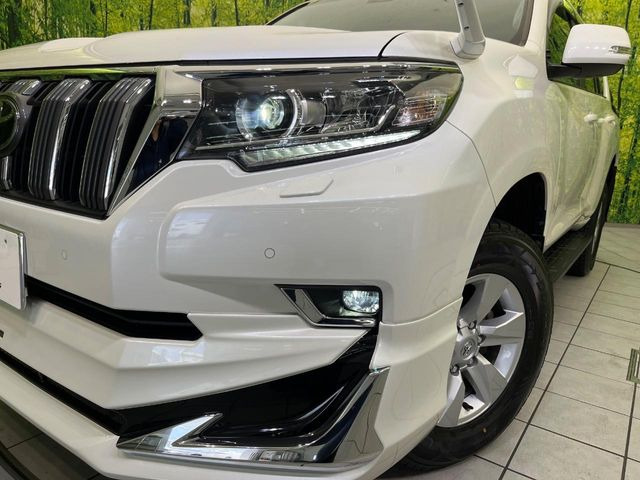 �yLED�w�b�h���C�g�z���V����ԑ��s�����ǍD�Ȏ��E���m�ۂ����S���ĉ^�]�ł��鍂�P�xLED�w�b�h���C�g�𑕔�!�_�����x�������A����d�͂��}�����Ă��܂��B