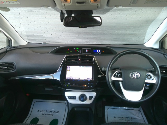 プリウス1.8 S セーフティ プラス