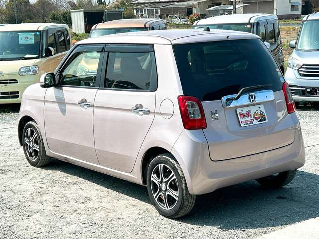 ���X�ł͌y�����Ԃ��畁�ʎԂ܂ŕ��L���I�[�����[�J�[�̎Ԏ�E�F�E�O���[�h��L�x�ɑ����Ă���܂��B