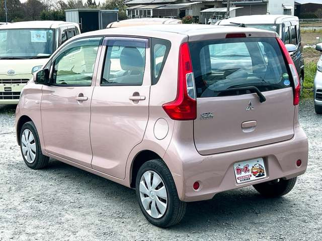 当店では軽自動車から普通車まで幅広くオールメーカーの車種・色・グレードを豊富に揃えております。