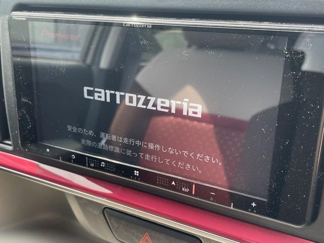 【ナビゲーション】目的地までしっかり案内してくれる使いやすいナビ。Bluetooth接続すればお持ちのスマホやMP3プレイヤーの音楽を再生可能!毎日の運転がさらに楽しくなります!!