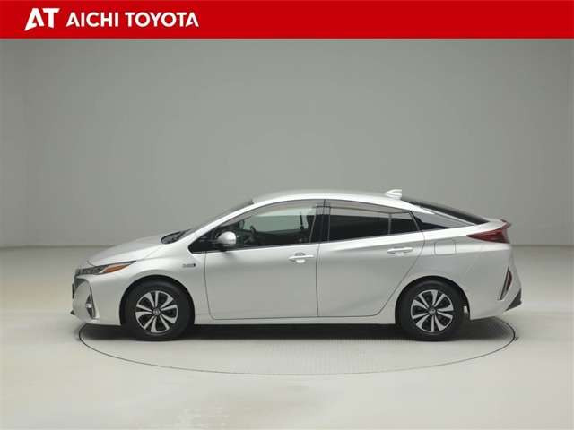 プリウスPHV1.8 A