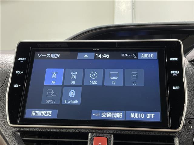 エスクァイアハイブリッド1.8 Gi プレミアムパッケージ ブラックテイラード