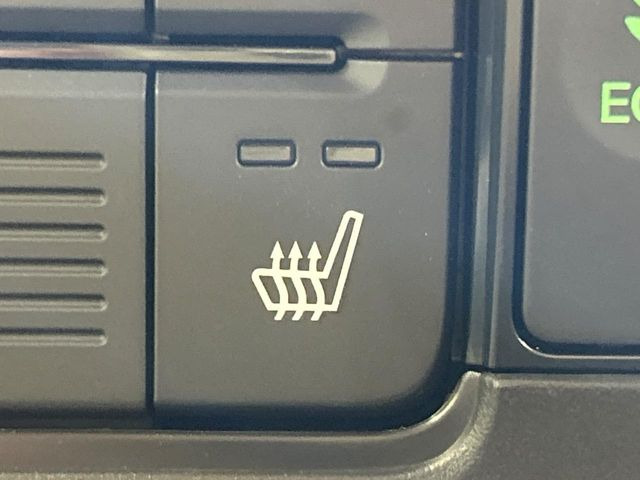 �y�V�[�g�q�[�^�[�z�������ɏd�󂷂�V�[�g�q�[�^�[!�G�A�R����葁�����܂��Ă����̂Ŋ�����̐l�����S�ł��ˁ�G�A�R���̉����͊������邩����A�Ƃ������ɂ����������߂ł��B