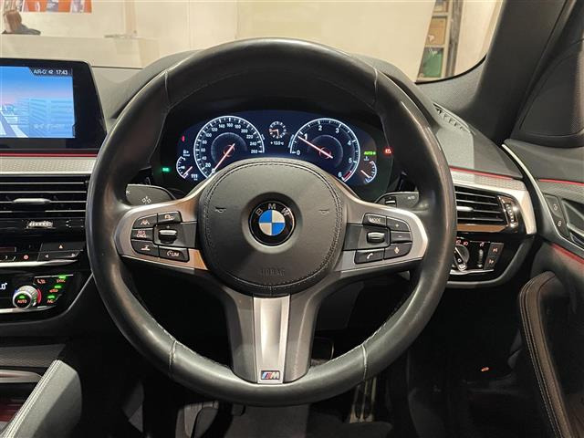 5シリーズセダン523i Mスピリット