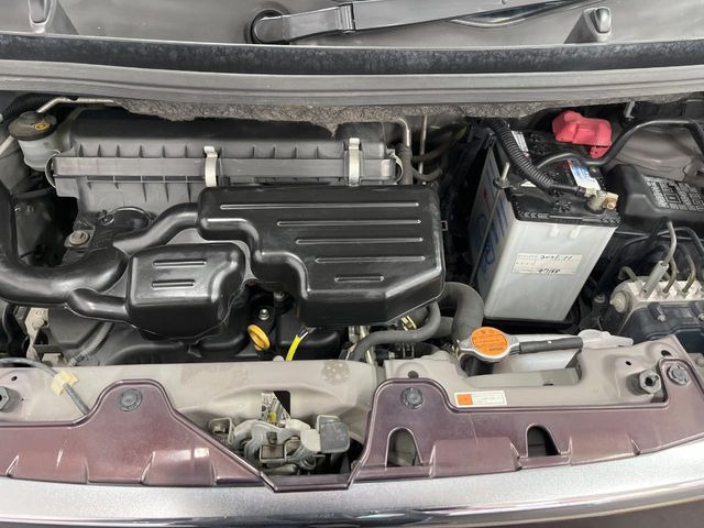 親切・丁寧な専門メカニックスタッフが応対!・車検・点検整備・事故等の修理などアフターサービスも安心。お車のカスタマイズもネクステージのサービススタッフまでご相談ください!