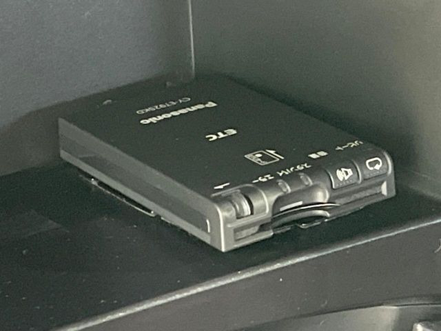 【ETC】高速道路の料金所をストレスなく通過!話題のスポットやサービスエリアに多い「スマートIC」利用時は必須のアイテムです。当店でセットアップを実施、ご納車当日からすぐにご利用いただけます!