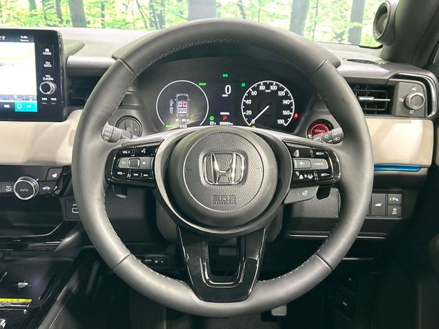 �y�����v�����X�e�A�����O�z�㎿�Ȋv���g�p���邱�ƂŁA��ɂ����������݂ƂĂ��^�]���₷���n���h���ł���