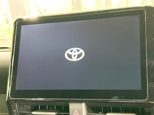 �y10.5�C���` �f�B�X�v���C�I�[�f�B�I�z���ʂ̃f�B�X�v���C��AppleCarPlay��AndroidAuto�����p�\�B�傫�ȉ�ʂŃX�}�z�i�r�A�v���������p���������܂���