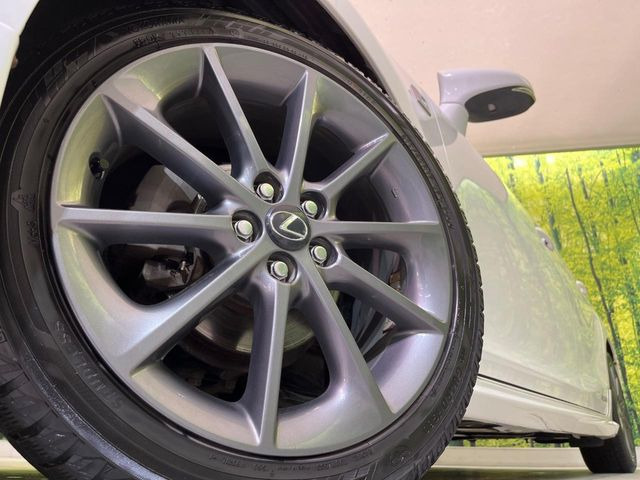 �y����17�C���`�A���~�z�C�[���z�O�ςɃ}�b�`���������A���~�z�C�[���𑕒����Ă���܂��B�e��ЊO�A���~�z�C�[����A�X�^�b�h���X�^�C�����戵�����Ă���܂��B���񂲑��k����������