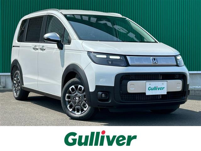 フリード1.5 e:HEV クロスター 4WD