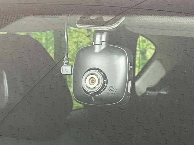 �y�h���C�u���R�[�_�[�z�h���C�u���R�[�_�[����!���s���͂������A������^�]�⎖�̂ɑ��������ہA�f���ŋL�^���A����̃��X�N�ɔ����܂��B���L�^�pSD�J�[�h�͂��q�l�����g�ł��������������K�v������܂��B