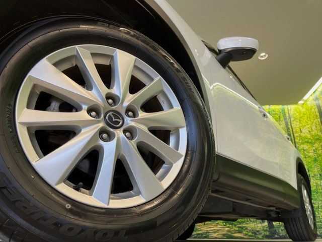 �y����17�C���`�A���~�z�C�[���z�O�ςɃ}�b�`���������A���~�z�C�[���𑕒����Ă���܂��B�e��ЊO�A���~�z�C�[����A�X�^�b�h���X�^�C�����戵�����Ă���܂��B���񂲑��k����������