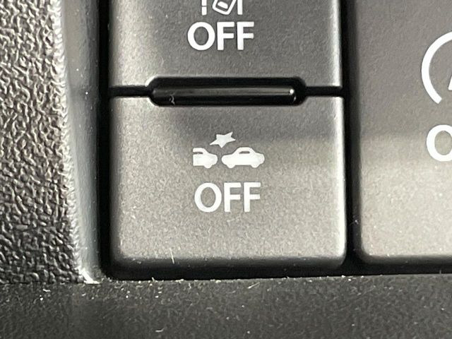 �y�X�Y�L �Z�[�t�e�B�T�|�[�g�z���s���ɑO���̎ԗ�����F�����A�Փ˂������Ȏ��͌x��ƃu���[�L�ŏՓˉ���Ɣ�Q�y�����A�V�X�g�B�����S�Ƀh���C�u�����y���݂��������܂��B