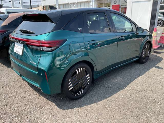 ノートオーラ1.2 G レザーエディション