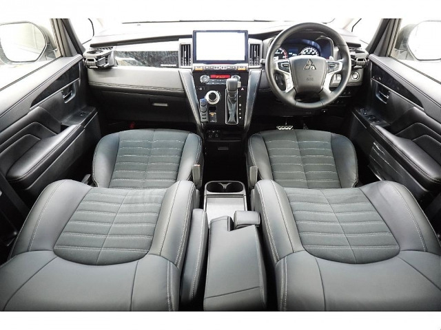 デリカD:52.2 シャモニー 電動サイドステップ 4WD